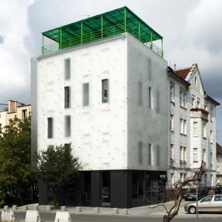 Budynek Centrum Edukacji Artystycznej Artpunkt 