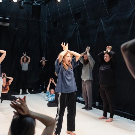 w sile: mniejsze gesty_Dana Chmielewska_t@niec 2.0