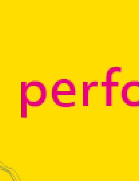 żółty banner informacyjny, napis performans, zarys wyspy pasieki a różowo 