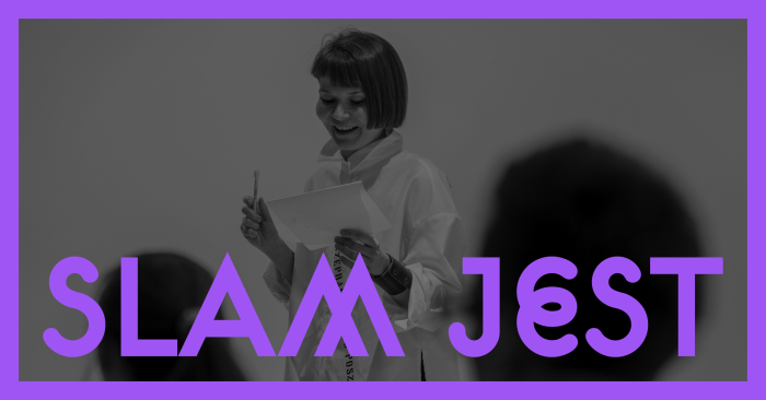 Banerek Informacyjny, napis SLAM, w tle widok osoby na scenie - zarys